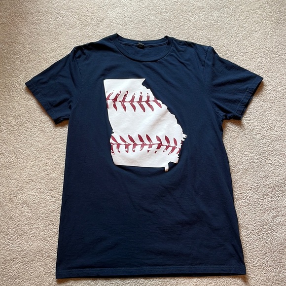 Other - Atlanta Braves T-shirt - Size Medium